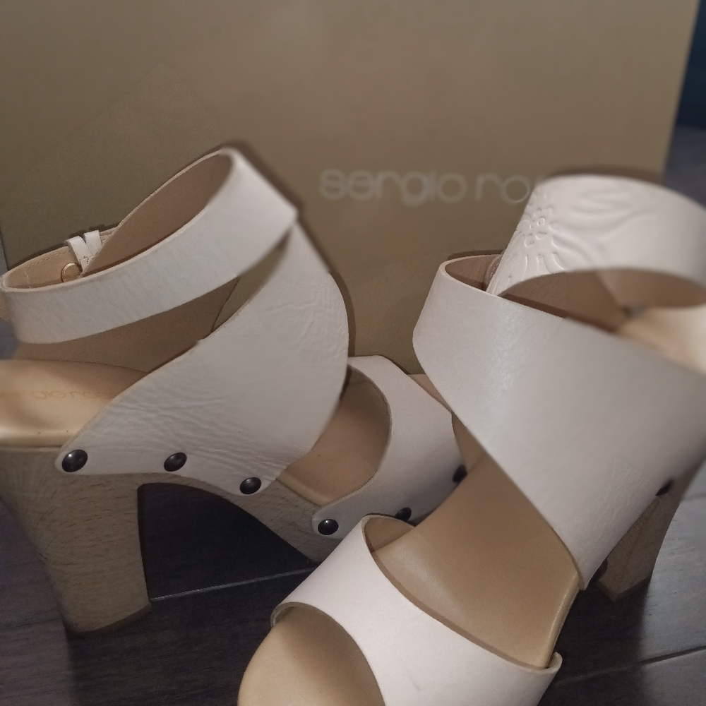 Tan Leather Sergio Rossi sandals